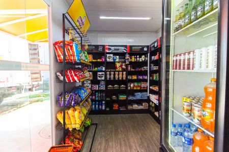 Apartamento à venda com 41m², 2 quartos e sem vagaMini Mercado
