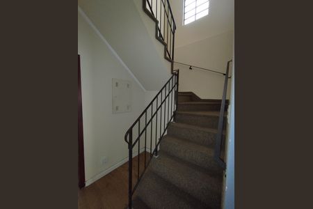 Casa à venda com 145m², 3 quartos e 1 vaga Casa à venda com 145m², 3 quartos e 1 vagaCorredor