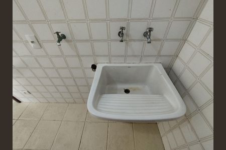 Casa à venda com 145m², 3 quartos e 1 vaga Casa à venda com 145m², 3 quartos e 1 vagaÁrea de Serviço
