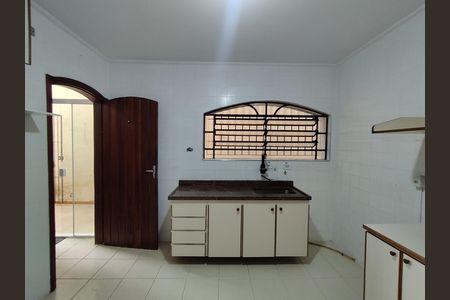 Casa à venda com 3 quartos, 145m² em Bosque da Saúde, São Paulo