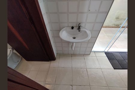 Casa à venda com 145m², 3 quartos e 1 vaga