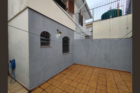 Casa à venda com 145m², 3 quartos e 1 vaga Casa à venda com 145m², 3 quartos e 1 vagaQuintal