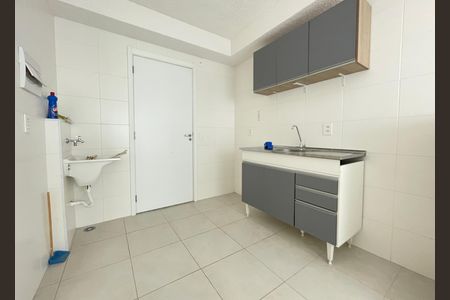 Apartamento para alugar com 26m², 1 quarto e sem vaga Apartamento para alugar com 26m², 1 quarto e sem vagaCozinha - Armários