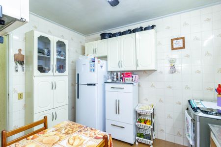 Casa para alugar com 107m², 3 quartos e 2 vagasCozinha