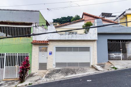Casa para alugar com 107m², 3 quartos e 2 vagasFachada