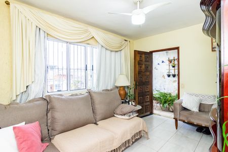 Sala de casa para alugar com 3 quartos, 107m² em Jardim Peri, São Paulo