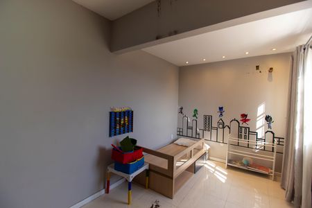Casa à venda com 590m², 3 quartos e 2 vagas