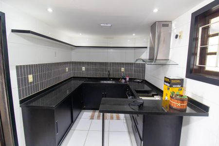 Casa à venda com 590m², 3 quartos e 2 vagas