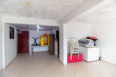 Casa à venda com 590m², 3 quartos e 2 vagas
