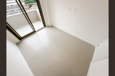 Apartamento para alugar com 68m², 2 quartos e 1 vaga Apartamento para alugar com 68m², 2 quartos e 1 vagaQuarto