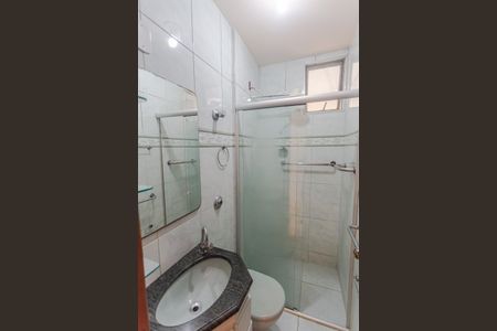 Apartamento à venda com 67m², 3 quartos e 1 vaga Apartamento à venda com 67m², 3 quartos e 1 vagaBanheiro Social