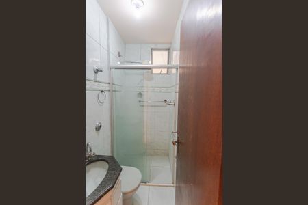 Apartamento à venda com 67m², 3 quartos e 1 vaga Apartamento à venda com 67m², 3 quartos e 1 vagaBanheiro Social