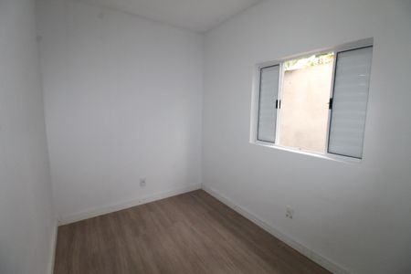 Casa para alugar com 64m², 3 quartos e 2 vagasQuarto 2