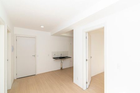 Apartamento para alugar com 38m², 2 quartos e sem vaga Apartamento para alugar com 38m², 2 quartos e sem vagaSala