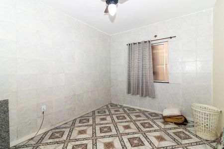 Quarto 2 de casa para alugar com 2 quartos, 172m² em Vila Valqueire, Rio de Janeiro