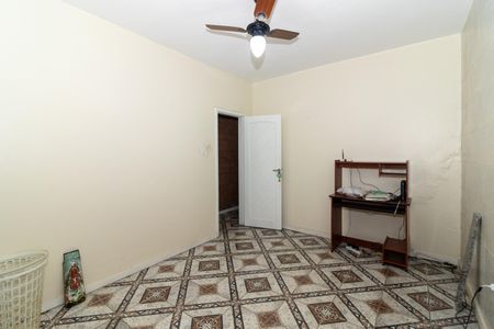 Quarto 2 de casa para alugar com 2 quartos, 172m² em Vila Valqueire, Rio de Janeiro