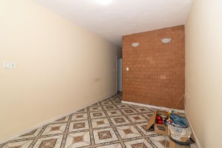 Sala de casa para alugar com 2 quartos, 172m² em Vila Valqueire, Rio de Janeiro