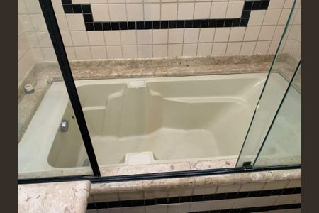 Apartamento para alugar com 70m², 1 quarto e 1 vaga