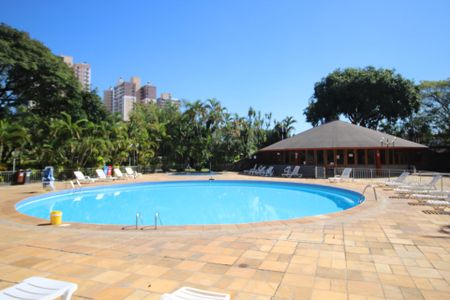 Apartamento à venda com 67m², 2 quartos e 2 vagasÁrea comum - Piscina