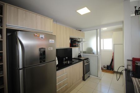 Apartamento à venda com 67m², 2 quartos e 2 vagasCozinha