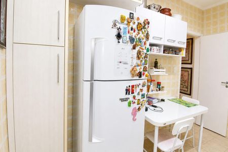 Apartamento à venda com 120m², 2 quartos e 1 vaga Apartamento à venda com 120m², 2 quartos e 1 vagaCozinha