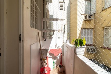 Apartamento para alugar com 97m², 2 quartos e sem vagaCozinha e Área de Serviço