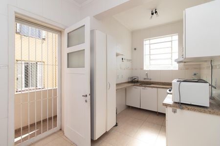 Apartamento para alugar com 97m², 2 quartos e sem vagaCozinha e Área de Serviço