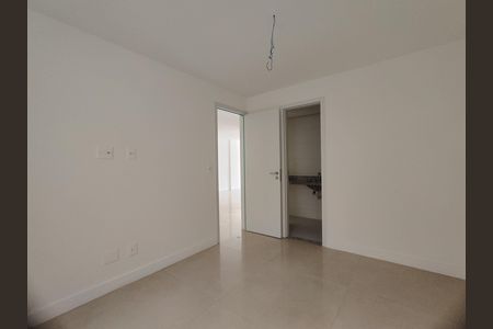 Apartamento à venda com 93m², 2 quartos e 2 vagas Apartamento à venda com 93m², 2 quartos e 2 vagasSuíte 2