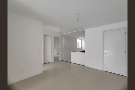 Apartamento à venda com 93m², 2 quartos e 2 vagas Apartamento à venda com 93m², 2 quartos e 2 vagasSala