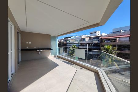 Apartamento à venda com 93m², 2 quartos e 2 vagas Apartamento à venda com 93m², 2 quartos e 2 vagasVaranda