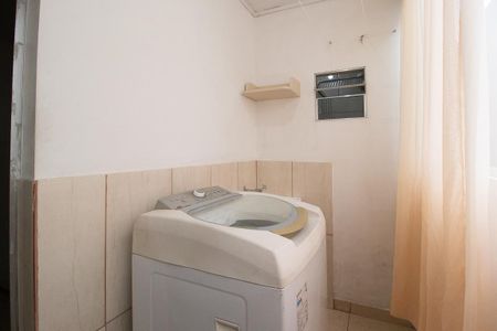 Casa para alugar com 35m², 1 quarto e sem vagaÁrea de Serviço