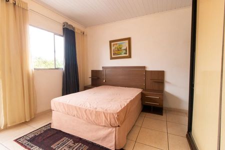 Quarto de casa para alugar com 1 quarto, 35m² em Sítio Cercado, Curitiba