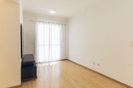 Apartamento à venda com 68m², 3 quartos e 1 vaga Apartamento à venda com 68m², 3 quartos e 1 vagaSala