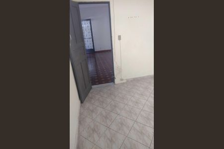 Quarto de casa para alugar com 2 quartos, 40m² em Centro, Nilópolis