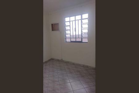 Quarto de casa para alugar com 2 quartos, 40m² em Centro, Nilópolis