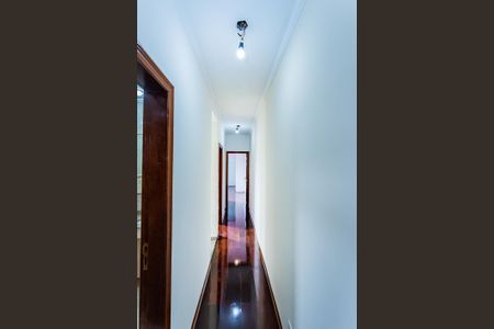 Casa para alugar com 235m², 3 quartos e 4 vagasCorredor