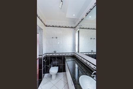 Casa para alugar com 235m², 3 quartos e 4 vagasBanheiro suite