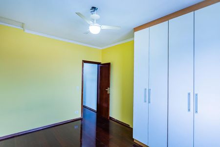 Casa para alugar com 235m², 3 quartos e 4 vagasQuarto 1