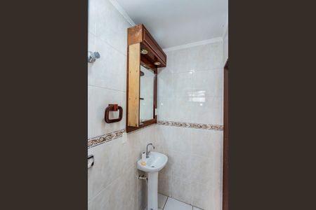 Casa para alugar com 235m², 3 quartos e 4 vagasBanheiro de serviço