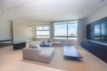 Sala de TV de apartamento à venda com 4 quartos, 233m² em Piemonte, Nova Lima