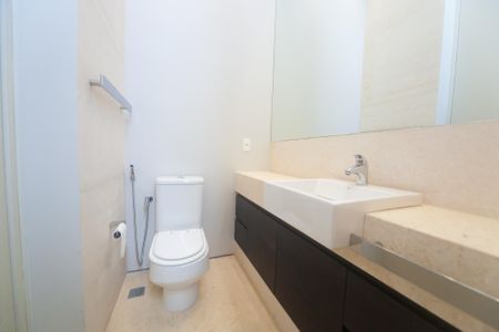 Apartamento à venda com 233m², 4 quartos e 5 vagas Apartamento à venda com 233m², 4 quartos e 5 vagasbanheiro suite 2
