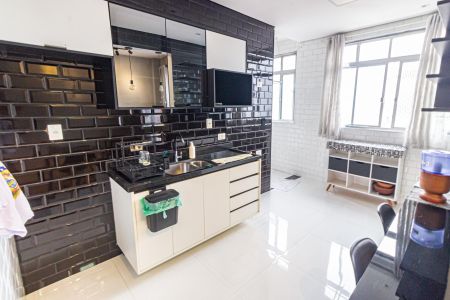 Apartamento para alugar com 74m², 2 quartos e 1 vagaCozinha
