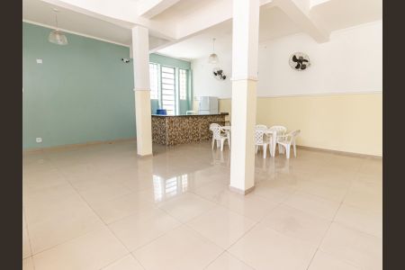 Apartamento para alugar com 74m², 2 quartos e 1 vagaÁrea comum - Salão de festas