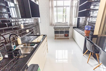 Apartamento para alugar com 74m², 2 quartos e 1 vagaCozinha