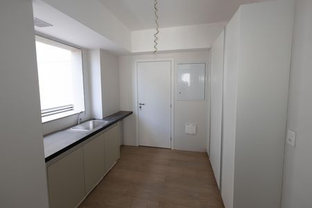 Apartamento para alugar com 199m², 4 quartos e 3 vagas Apartamento para alugar com 199m², 4 quartos e 3 vagasÁrea de Serviço