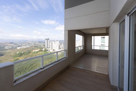 Apartamento para alugar com 199m², 4 quartos e 3 vagas Apartamento para alugar com 199m², 4 quartos e 3 vagasVaranda da Sala 1