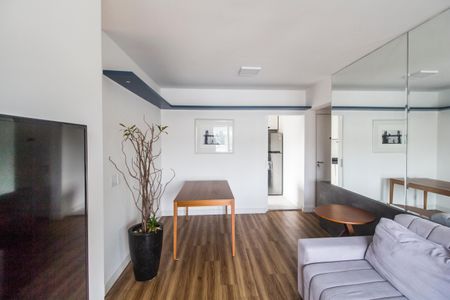 Sala  de apartamento para alugar com 3 quartos, 72m² em Centro, Barueri