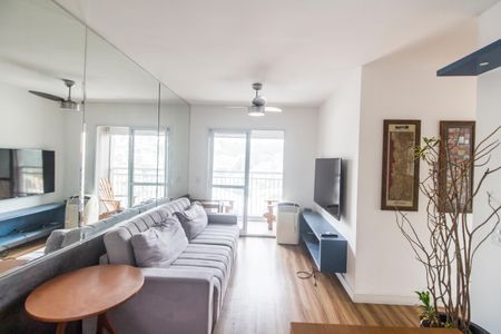 Sala  de apartamento para alugar com 3 quartos, 72m² em Centro, Barueri