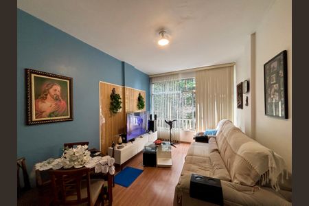 Apartamento à venda com 76m², 3 quartos e sem vaga Apartamento à venda com 76m², 3 quartos e sem vagaSala