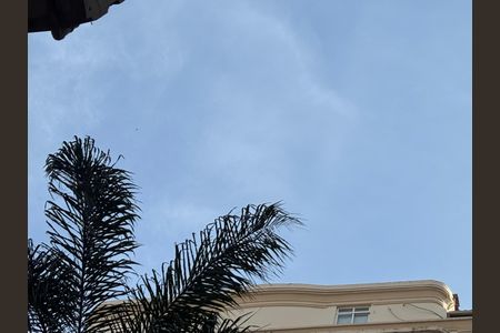 Apartamento à venda com 76m², 3 quartos e sem vaga Apartamento à venda com 76m², 3 quartos e sem vagaFachada